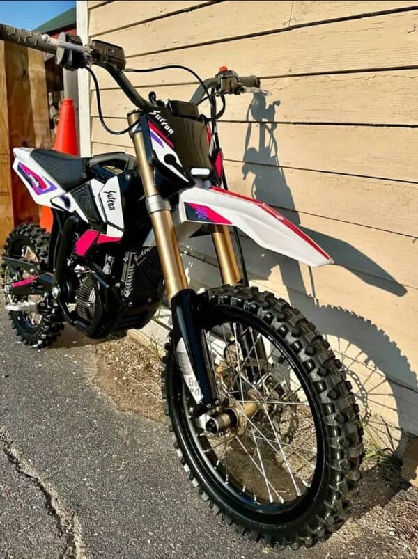 Sur-Ron Hyper Bee – 2025 Electric Off-Road Motorcycle