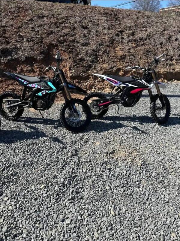 Sur-Ron Hyper Bee – 2025 Electric Off-Road Motorcycle