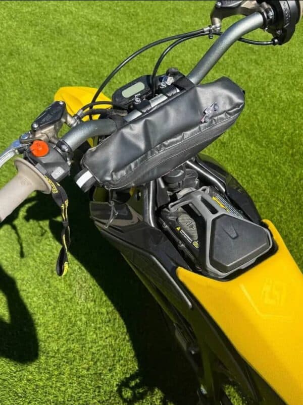 Sur-Ron Hyper Bee – 2025 Electric Off-Road Motorcycle