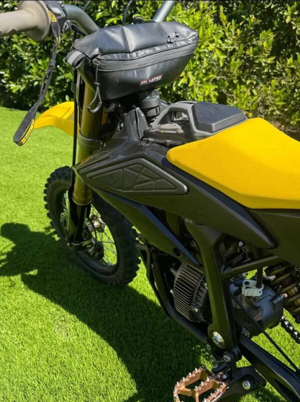 Sur-Ron Hyper Bee – 2025 Electric Off-Road Motorcycle